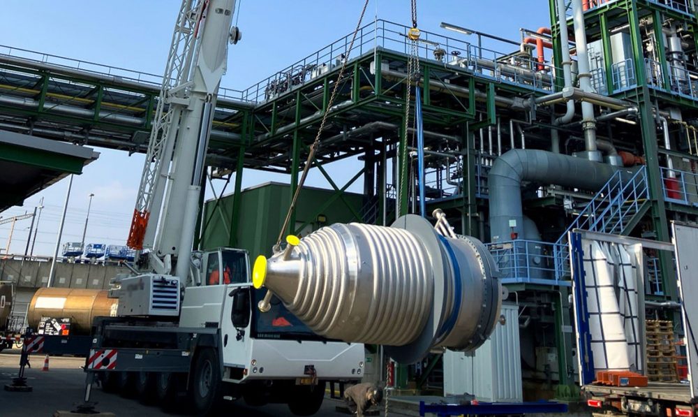 catalyst recovery filtration