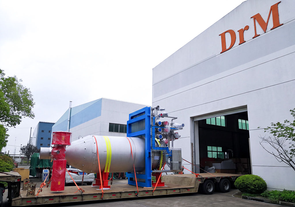 FUNDABAC® candle filter for polyol production loaded for shipment at a DrM facility